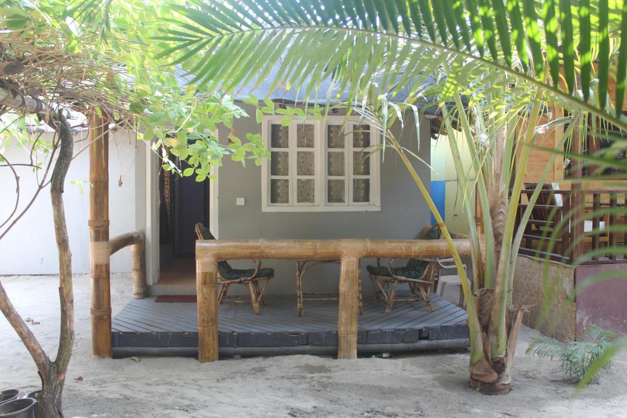 מוריג'ים Sea Bird Beach Cafe & Cottages מראה חיצוני תמונה