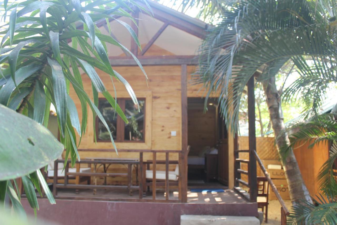 מוריג'ים Sea Bird Beach Cafe & Cottages מראה חיצוני תמונה