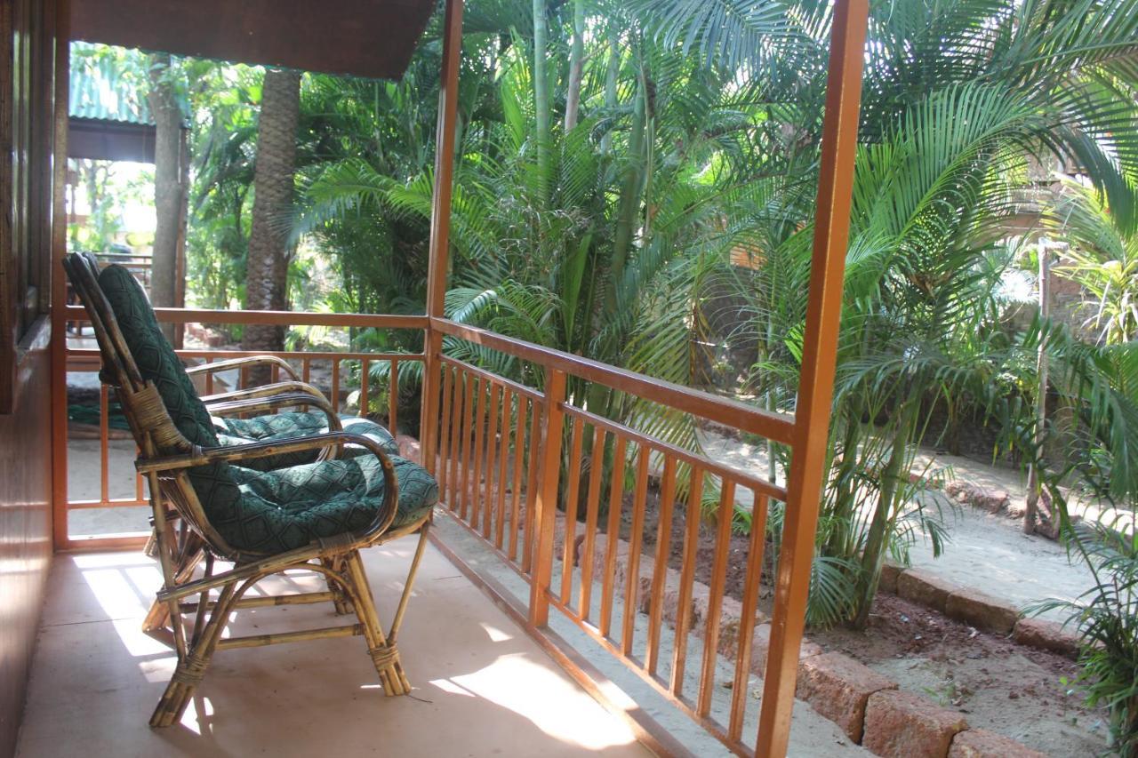 מוריג'ים Sea Bird Beach Cafe & Cottages מראה חיצוני תמונה