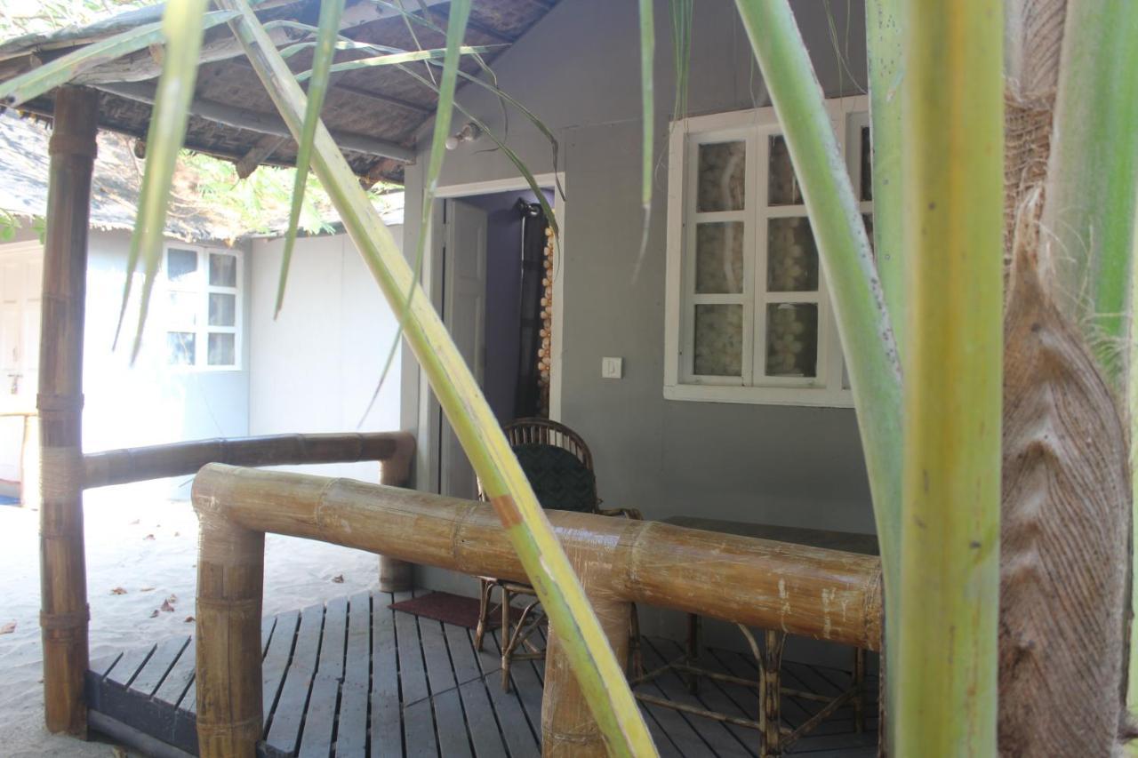 מוריג'ים Sea Bird Beach Cafe & Cottages מראה חיצוני תמונה