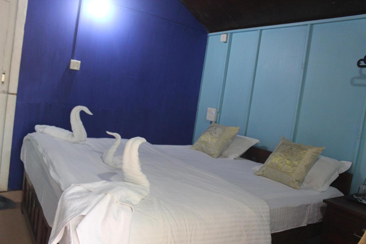 מוריג'ים Sea Bird Beach Cafe & Cottages מראה חיצוני תמונה